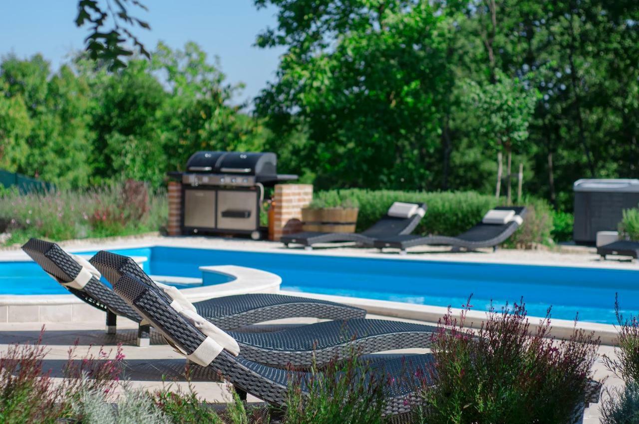 Villas Vea Histria Rezanci ภายนอก รูปภาพ