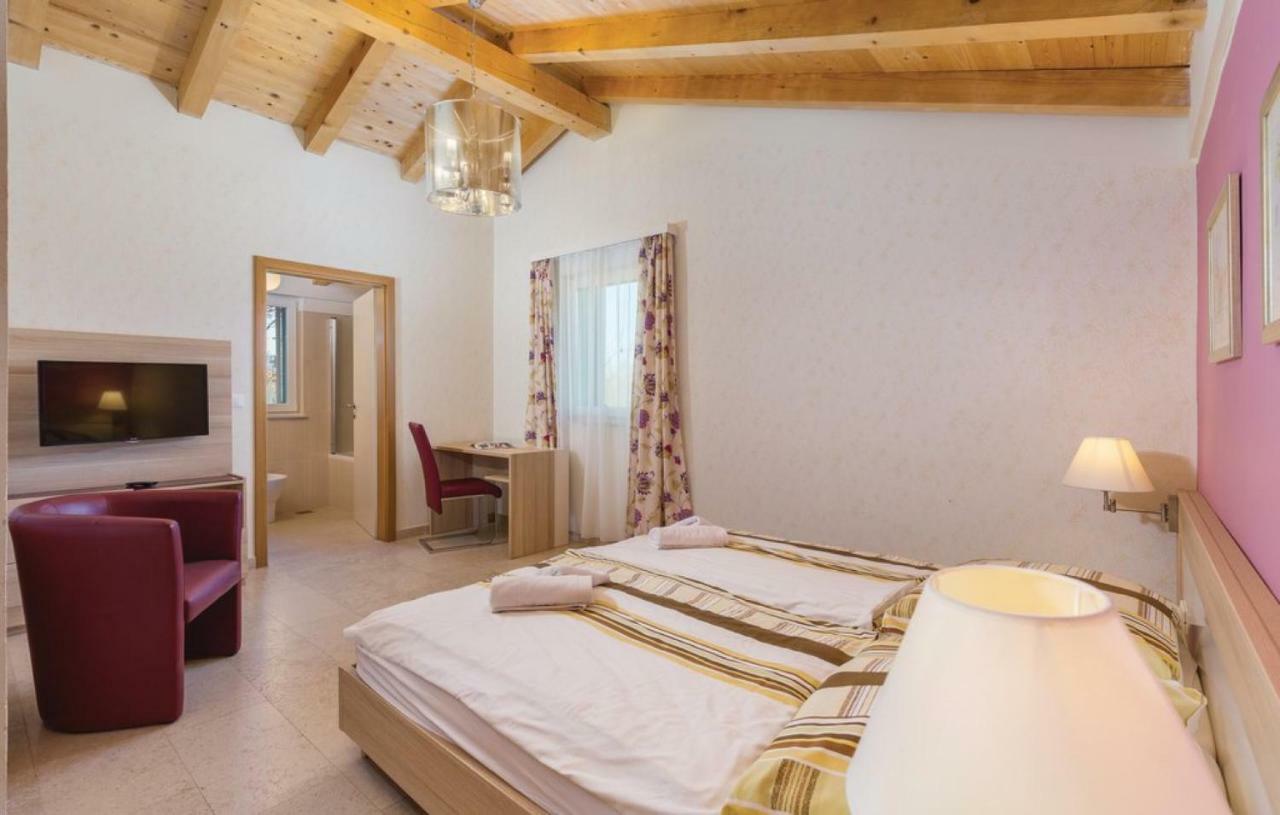 Villas Vea Histria Rezanci ภายนอก รูปภาพ